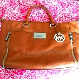 Authenic Vintage Michael Kors Leather pocketbook